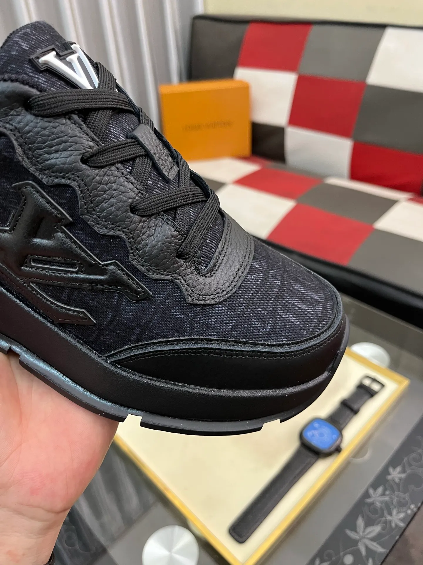 Men's shoes 💰458⌚️⌚️[Louis Vuitton LV] Dad shoes are popular casual sports shoes with outsole, breathable and comfortable, easy to walk, trendy men's versatile fly woven epoxy with ➕leather lining➕Gucci's popular original outsole, sports and running style, super comfortable. Size 38-443️⃣Colors available